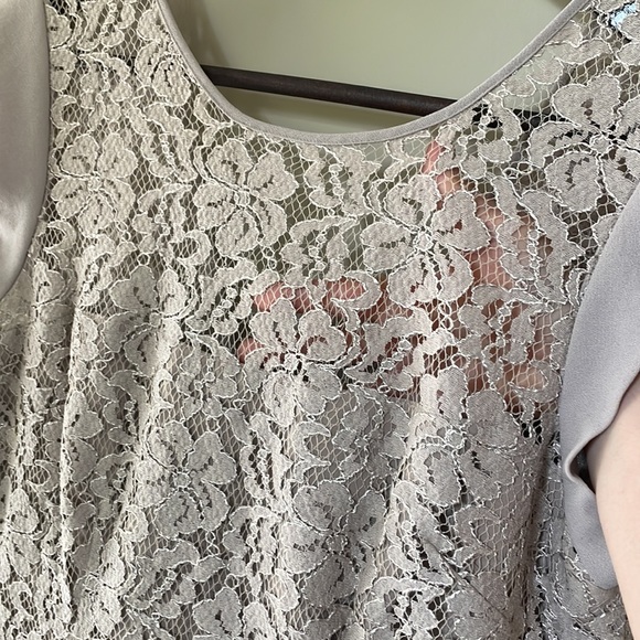 Gorgeous BCBG dress - Picture 3 of 16